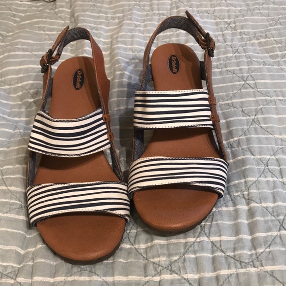 Dr. Scholl's Shoes - Dr. Scholl’s wedges size 9